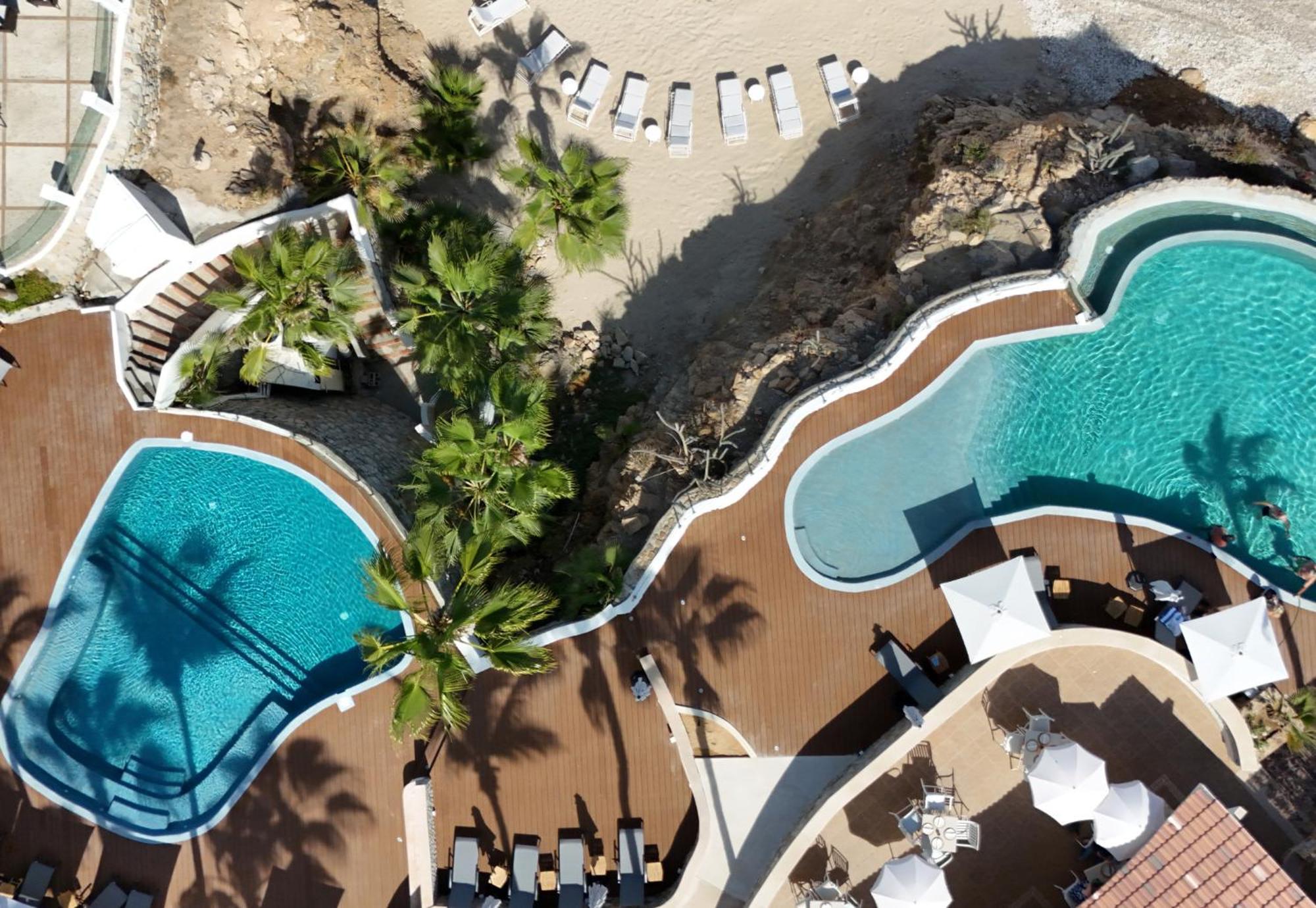 Punta Pescadero Paradise & Resort