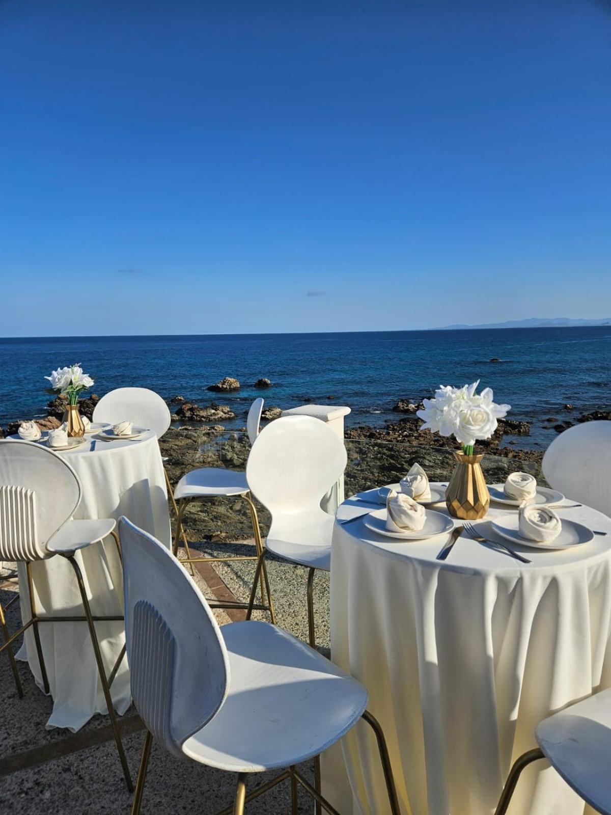 Punta Pescadero Paradise & Los Barriles
